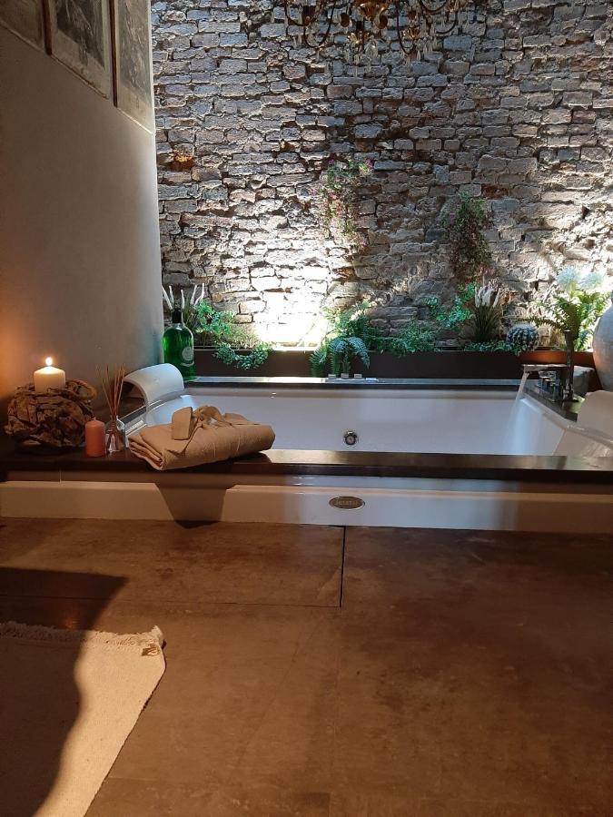 Borgo Di Beppe E Gloria Suite Сан-Джованни-Вальдарно Экстерьер фото