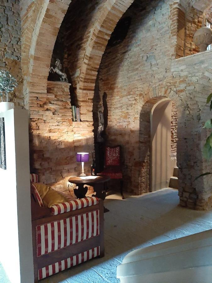 Borgo Di Beppe E Gloria Suite Сан-Джованни-Вальдарно Экстерьер фото