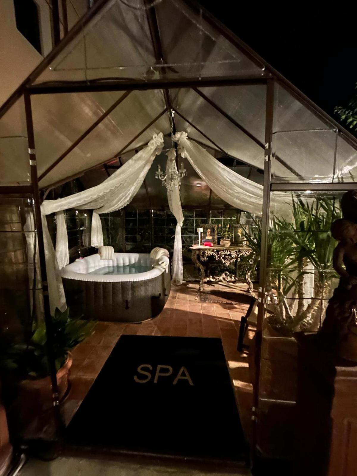Borgo Di Beppe E Gloria Suite Сан-Джованни-Вальдарно Экстерьер фото